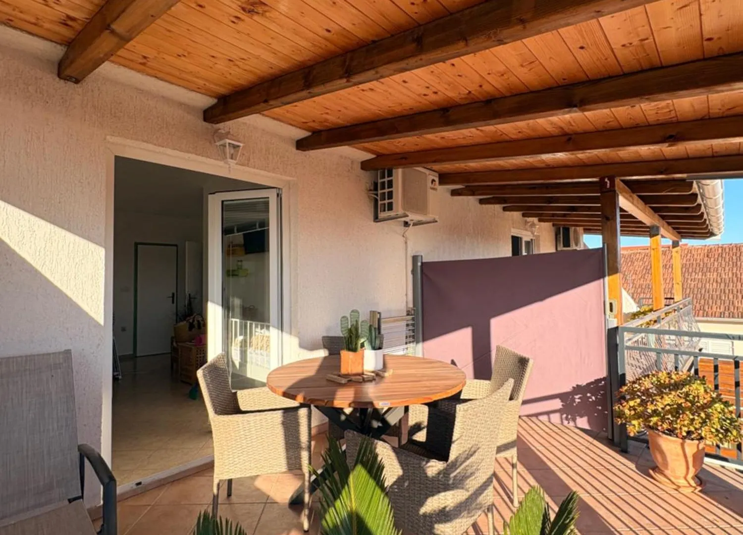Apartmani Ino Pakostane Croatia