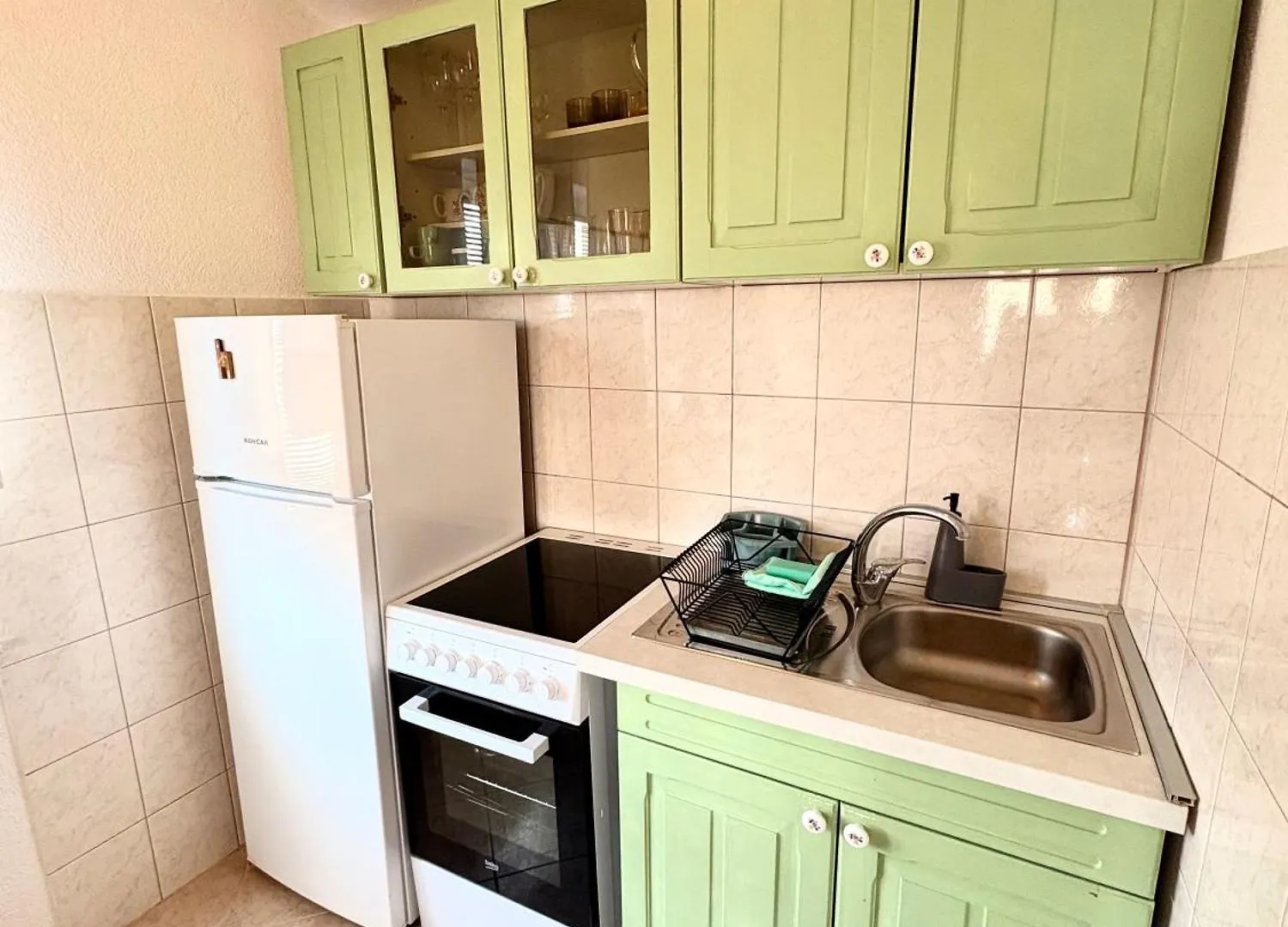 Apartmani Ino Pakostane Apartment